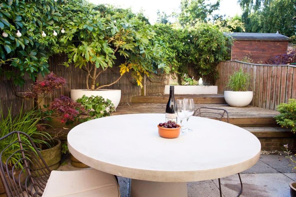 Walking Distance To Racecourse And City Centre York Esterno foto